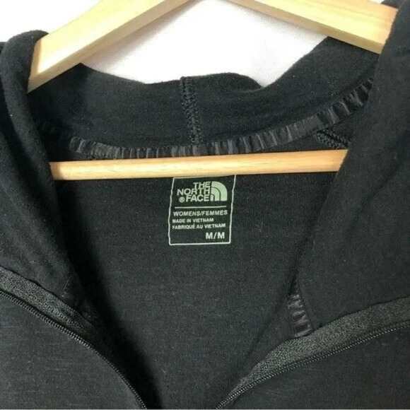 The North Face Black Pullover Quarter Zip Athletic Mid Length M - Picture 3 of 3